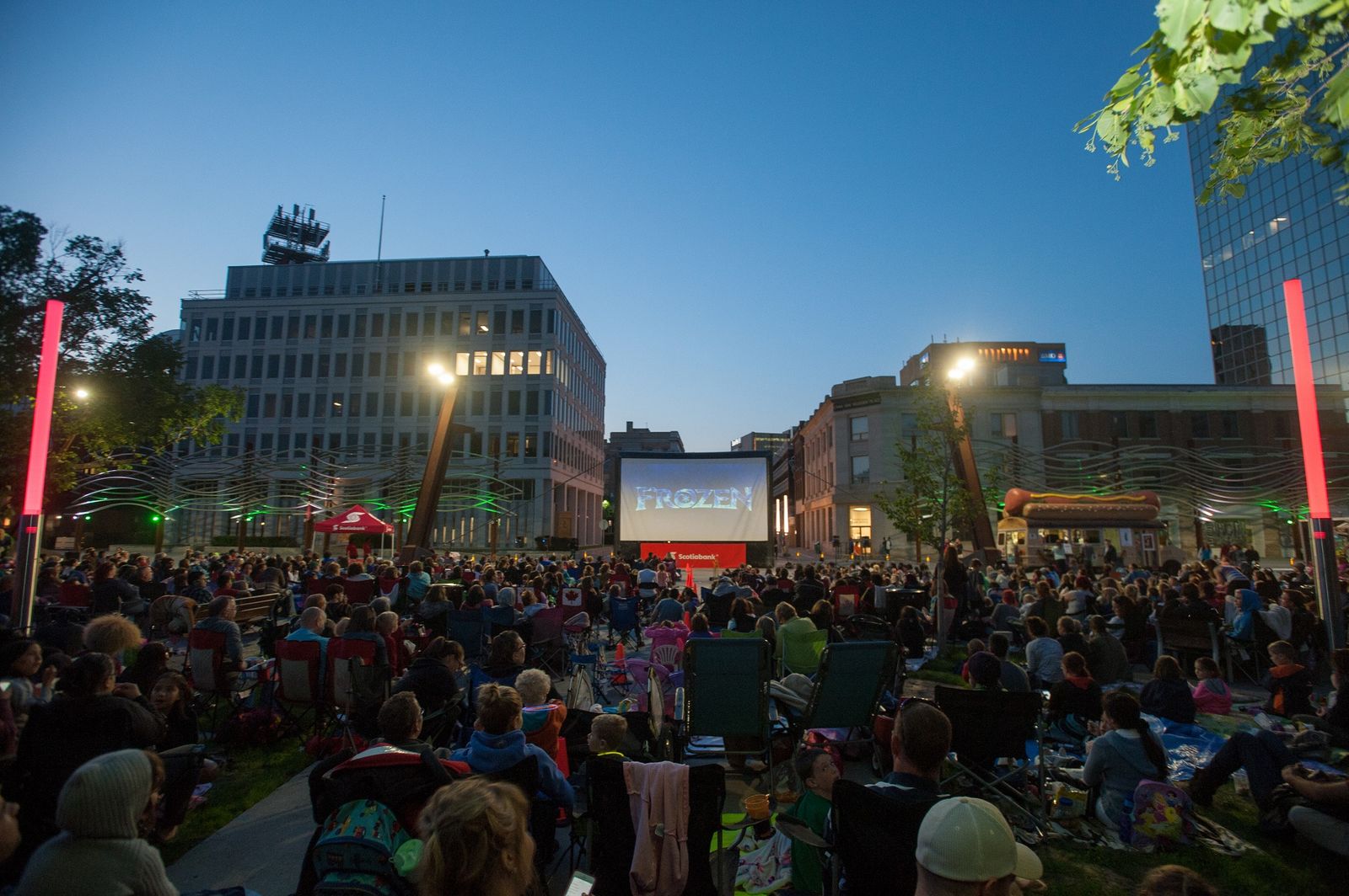 Bring your family to Victoria Park to enjoy one of this summer's many Regina tourism events, including Cinema Under the Stars. <a href="https://reginadowntown.ca/">Photo courtesy of Downtown Regina.</a>