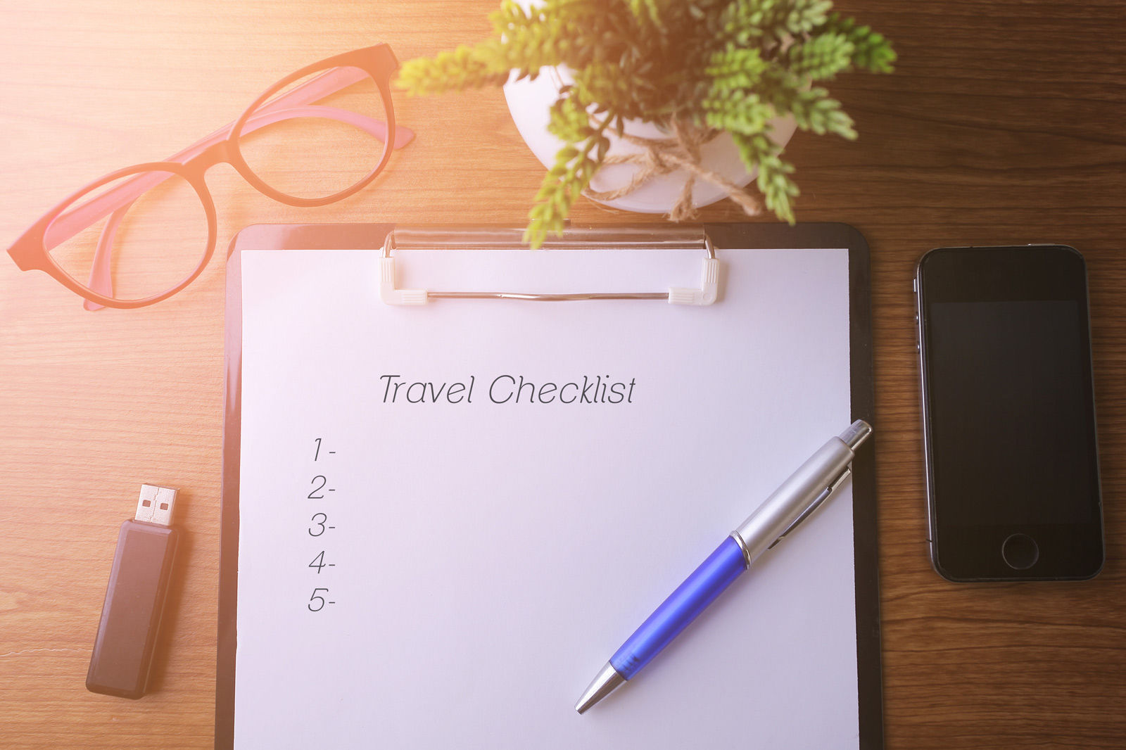 Make a checklist of what to pack before checking into your business hotel in Regina.