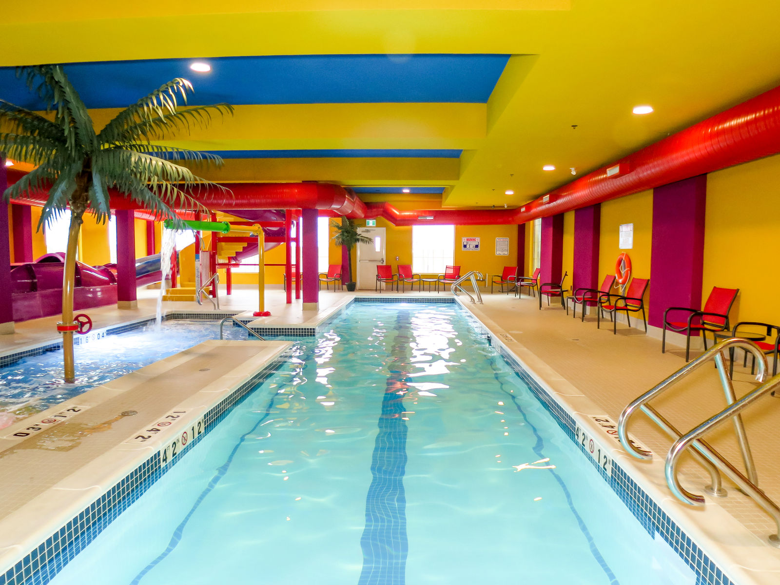 Regina Hotel with Water Slide and Indoor Pool: Comfort Suites Regina